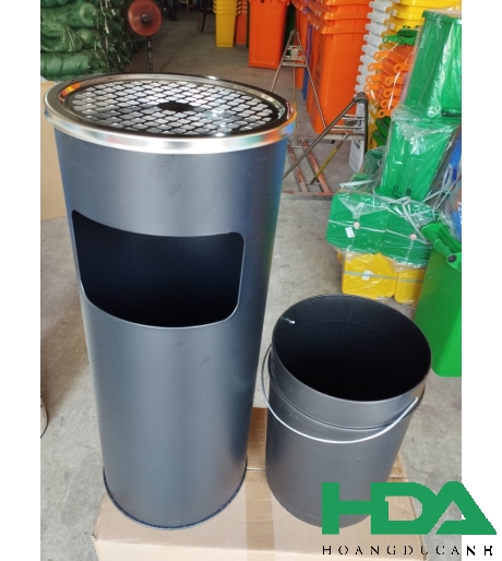 Thùng rác gạt tàn thép phun sơn tĩnh điện màu đen HX-136